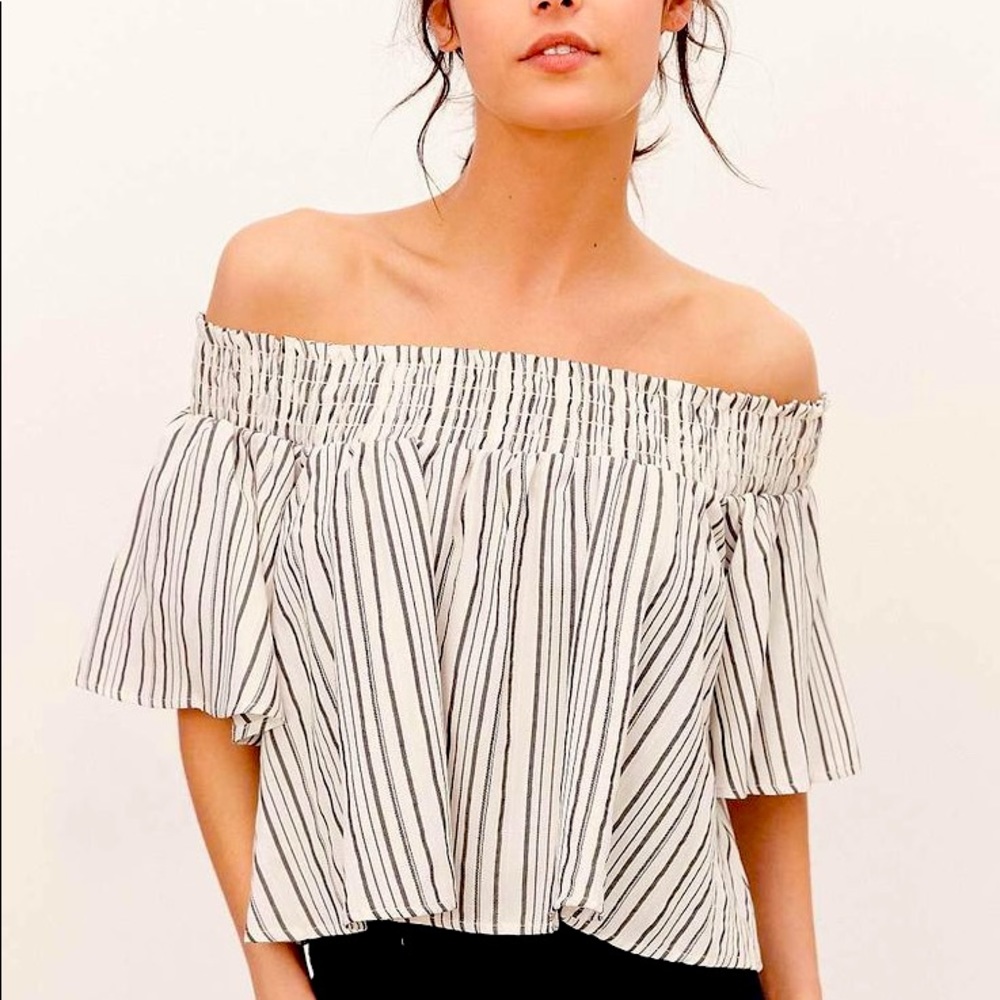 Kimchi Blue Off the Shoulders Striped Shirt!!